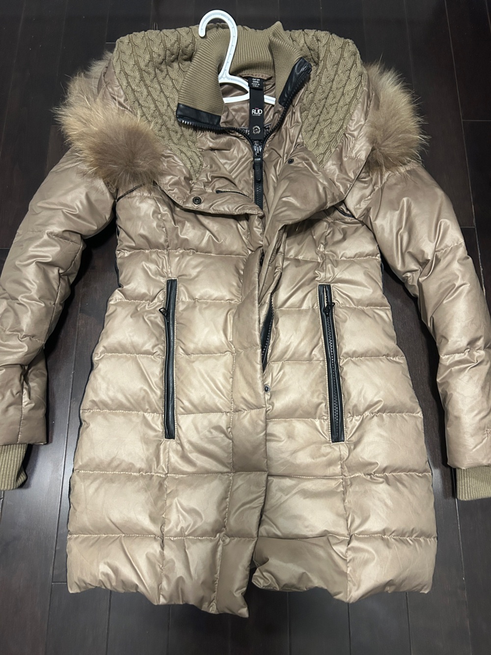RUD by RUDSAK Women’s Quilted Puffer Coat with real Fur Trim - Beige Gold